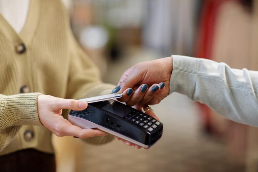 La révolution des paiements sans contact en France Fortiffsere