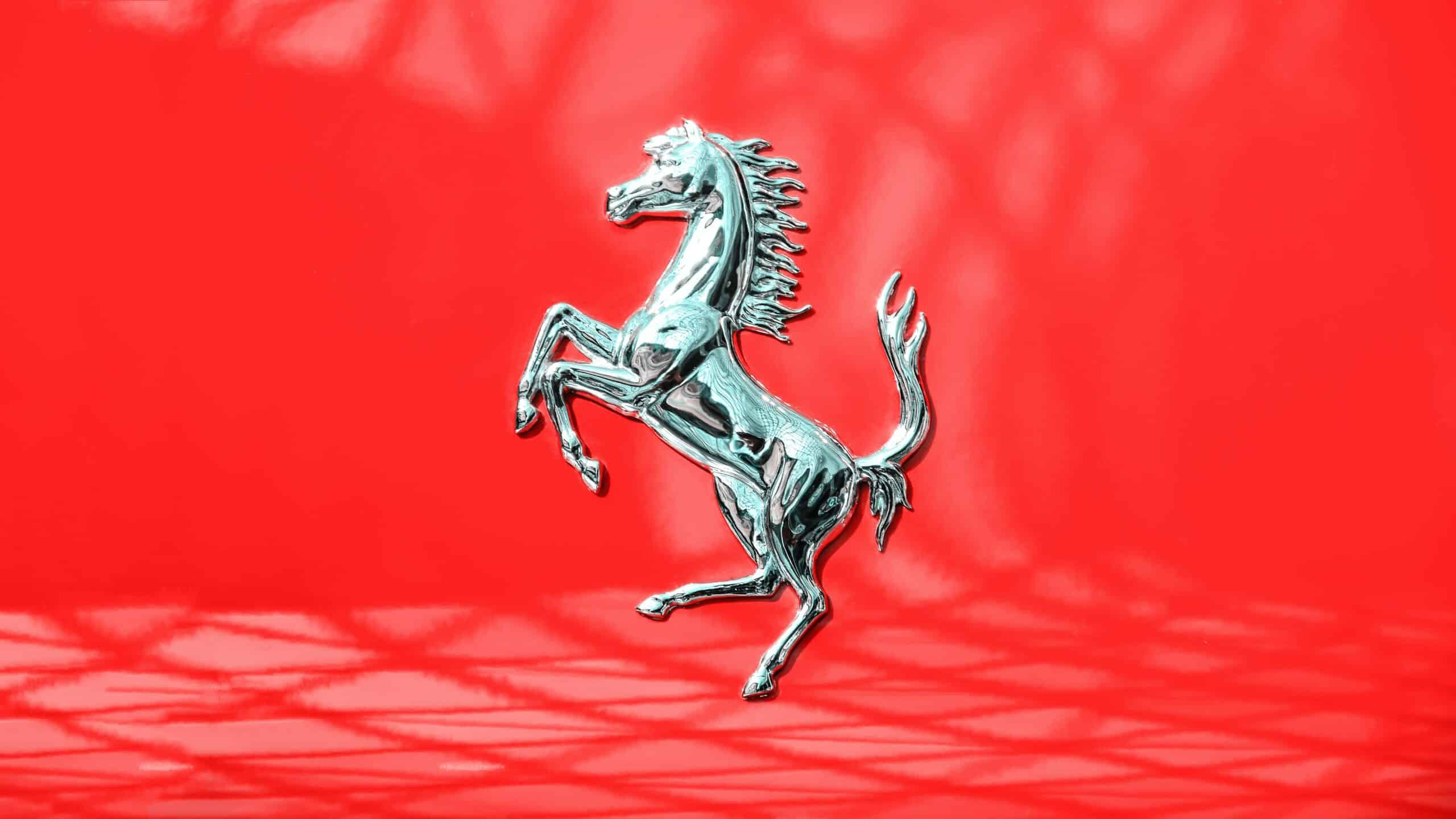 logo ferrari